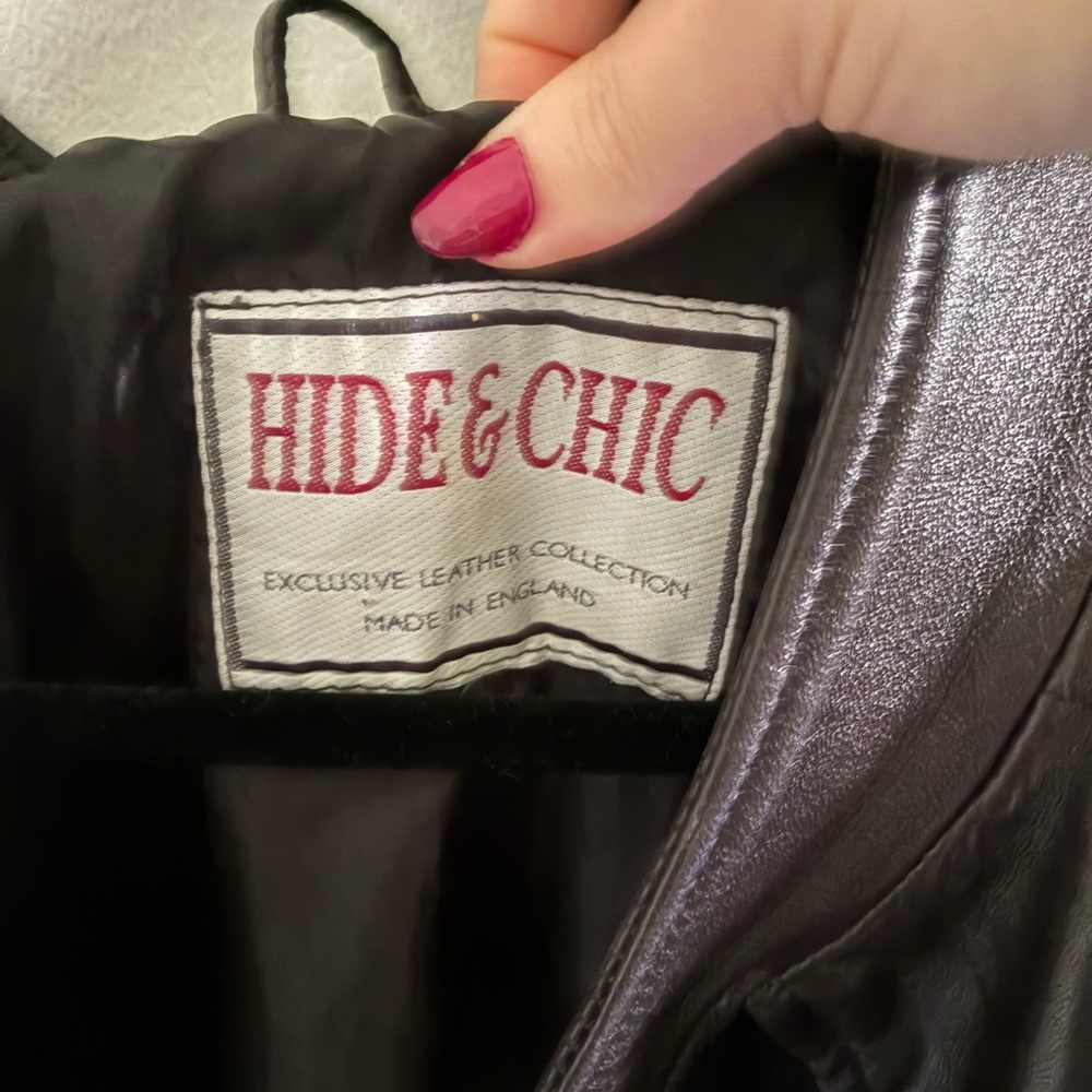 Vintage London Black Leather Jacket - Picture 3 of 7